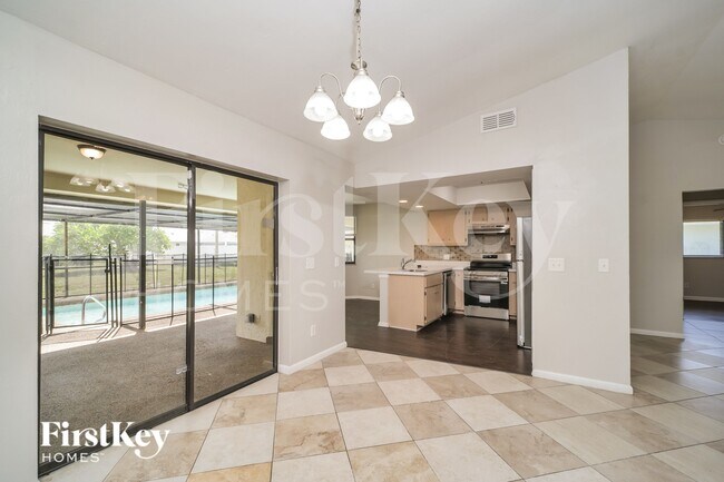 Foto del edificio - 4141 SW 6th Pl
