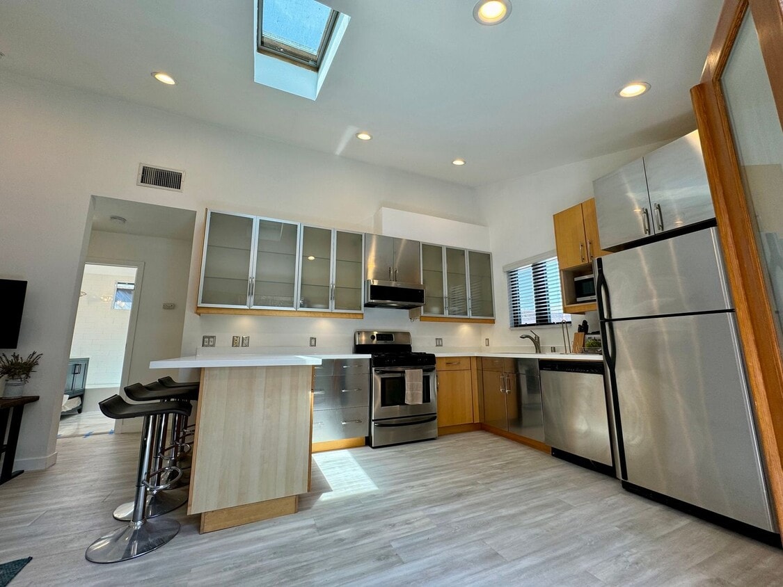 Foto principal - 330 4th Ave