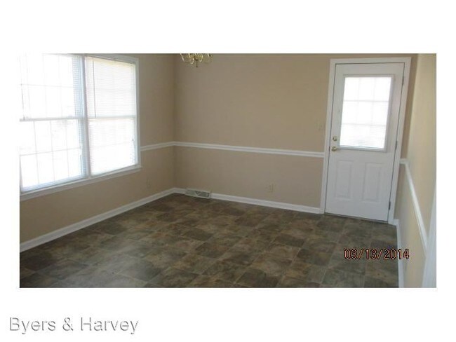 Building Photo - 1111 Thornberry Dr