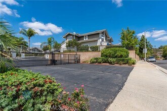 Building Photo - 1133 Golden Springs Dr