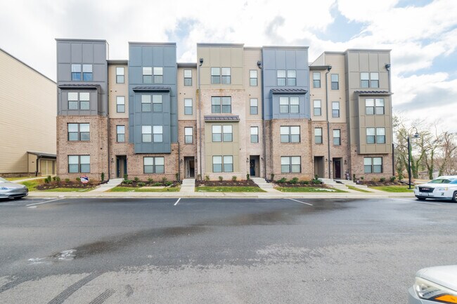 Foto del edificio - 2707 Acadia Dr