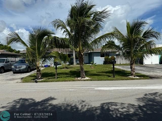 Foto del edificio - 3149 NE 2nd Ave