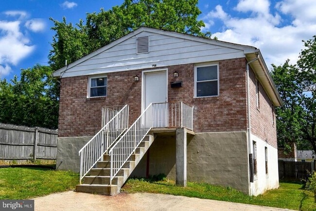 Foto del edificio - 918 Clovis Ave