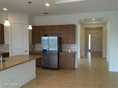 Building Photo - 9248 Woodhurst Dr