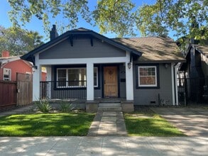 Building Photo - 3018 D St