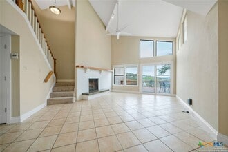 Building Photo - 1043 Barbara Dr