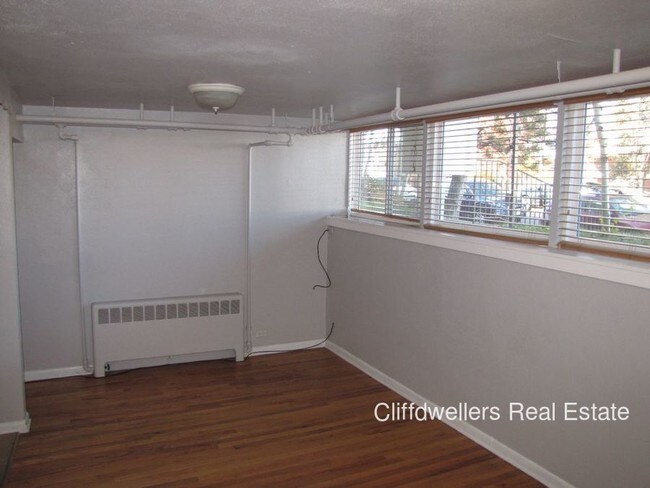 Building Photo - 4420 W 35th Ave