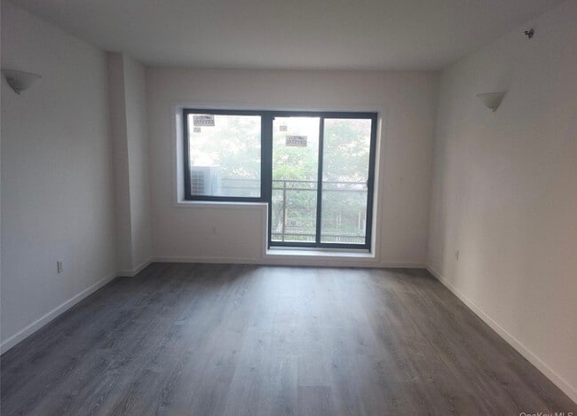 Foto del edificio - 97-30-9764 64th Ave