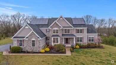 Building Photo - 12 Remy Ct