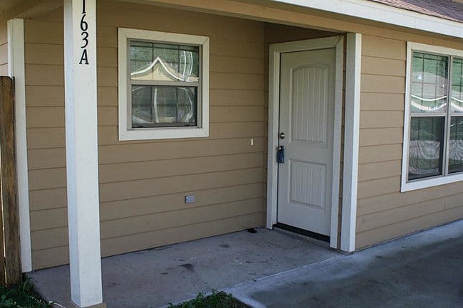 Building Photo - 162 S Bend Ct