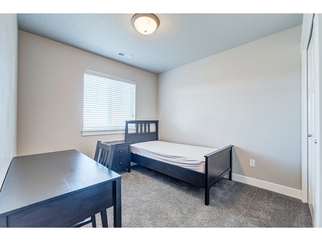Building Photo - 1147 Independence Ave