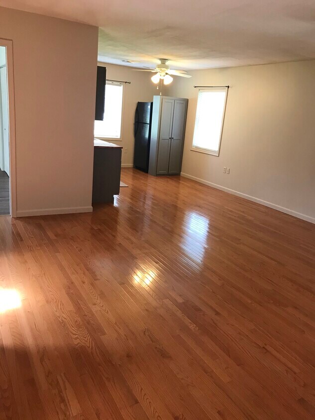 Foto principal - 5400 Lincoln Hwy