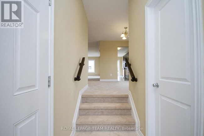 Building Photo - 464 Brettonwood Ridge