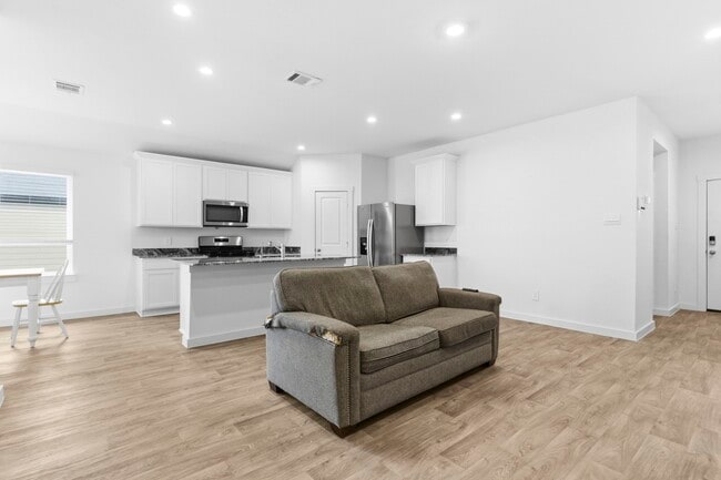 Building Photo - 4031 Waving Willow Wy