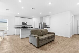 Building Photo - 4031 Waving Willow Wy