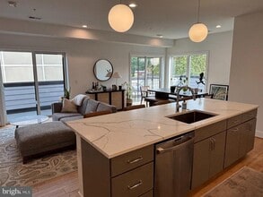 Building Photo - 2234 11th St NW