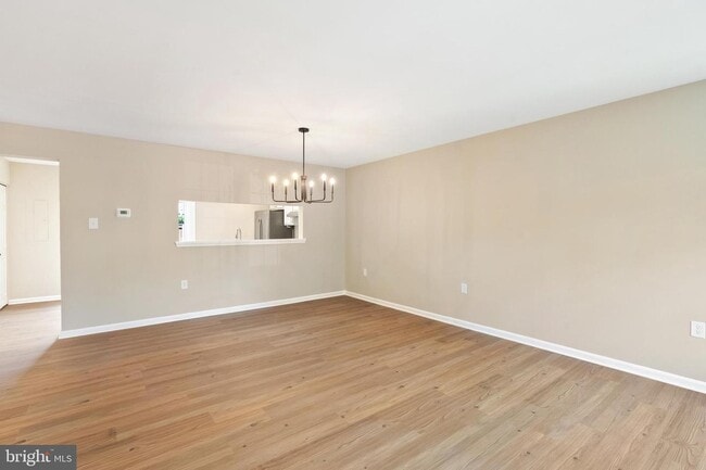 Foto del edificio - 7422 Barbados Ln