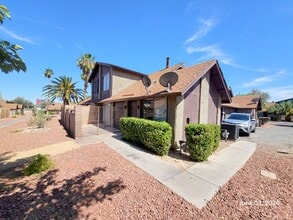 Building Photo - 4456 Buena Vista Dr