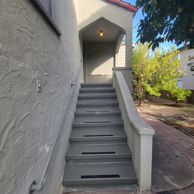 Photo - 950 Fremont St Apartment