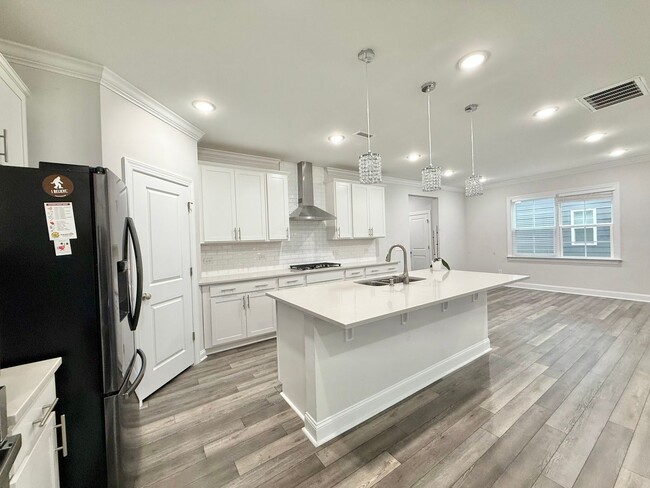 Building Photo - Incredible 4BD, 3BA Raleigh Home in the De...