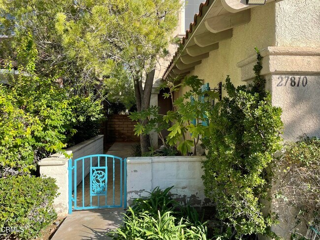 Building Photo - 27810 Sandstone Ct