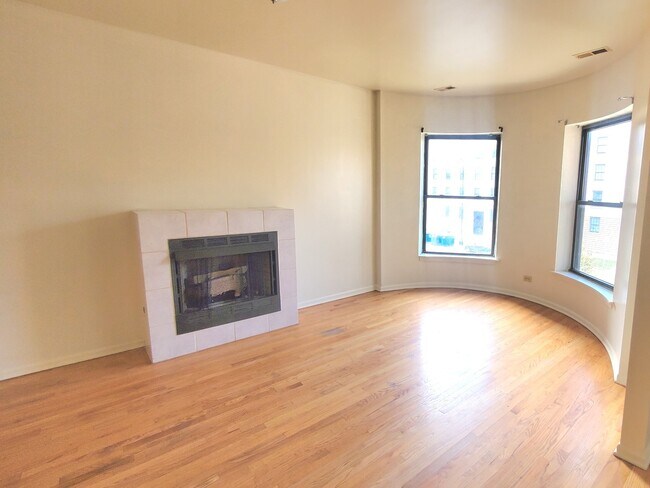 Foto del edificio - 4615 S Michigan Ave