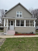 Building Photo - 1020 Morrison Ave