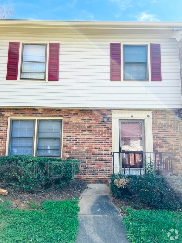 Montclaire South Cheap Townhouses for Rent Charlotte, NC 1