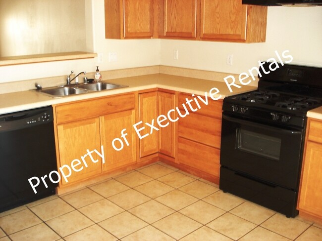 Foto del edificio - 3974 Sombra Morada Rd