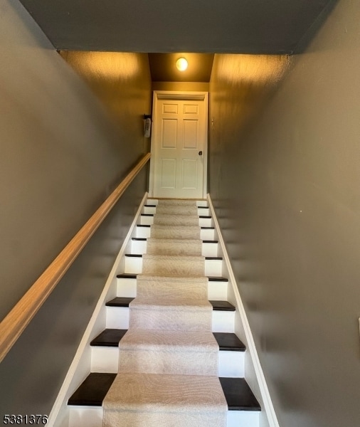 Foto del edificio - 428 Midland Ave