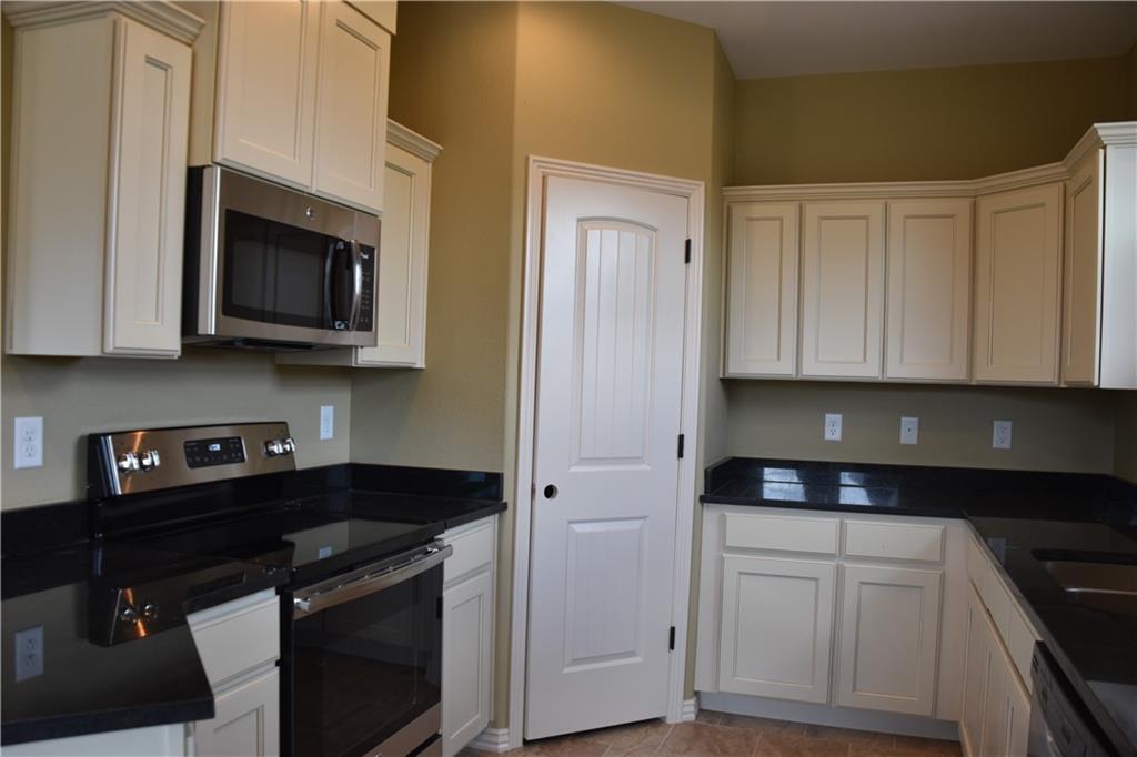 4872 Castlewood Ln, Fayetteville, AR 72764 Condo for Rent in