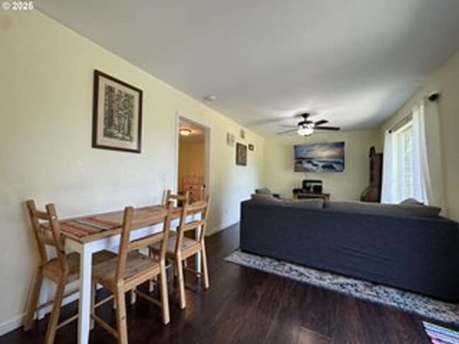 Foto del edificio - 94516 Riley Creek Way