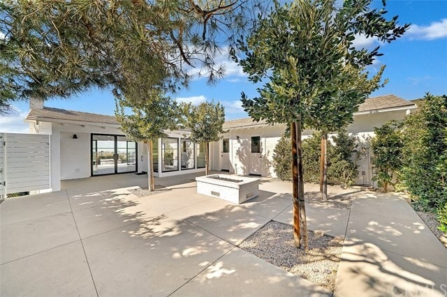 Building Photo - 404 Emerald Bay