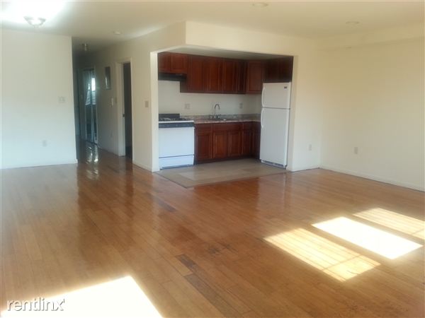 Primary Photo - 3008 Brookhaven Ave
