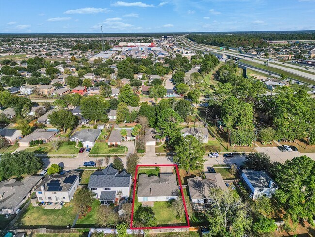 Building Photo - 28711 Atherstone St