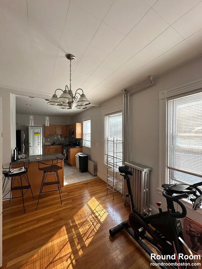 Foto del edificio - 384 Washington St