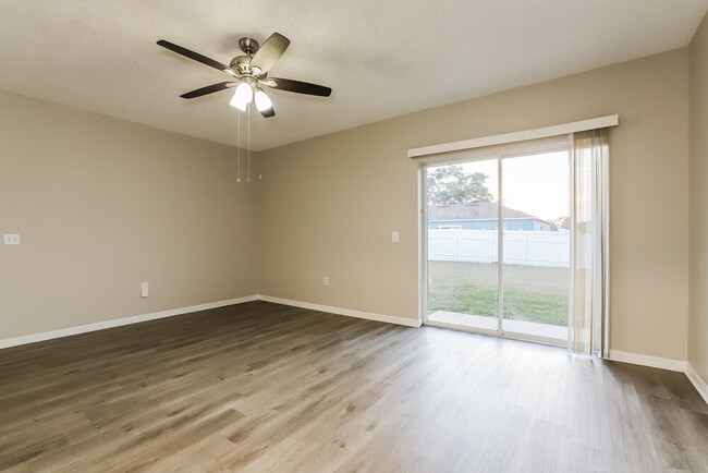 Building Photo - 529 Delido Way