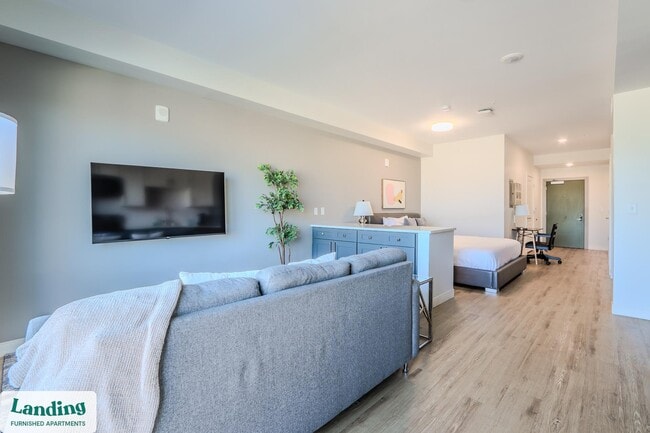 Foto del edificio - 210 E Green St