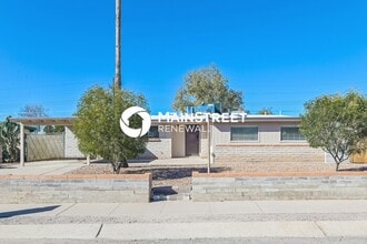 Building Photo - 8467 E Shasta Dr