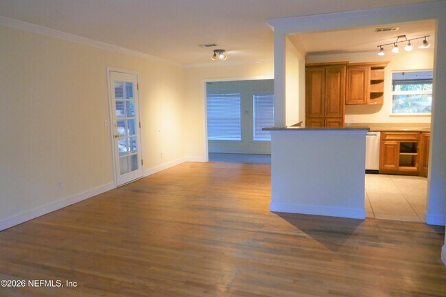 Foto del edificio - 10543 Hemming Rd
