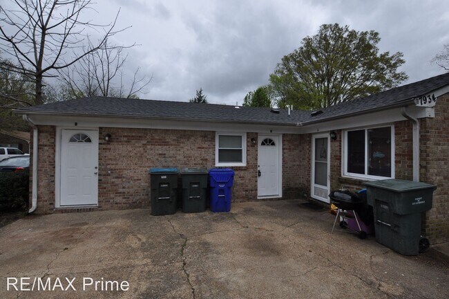 Foto del edificio - 7934 Thompson Rd