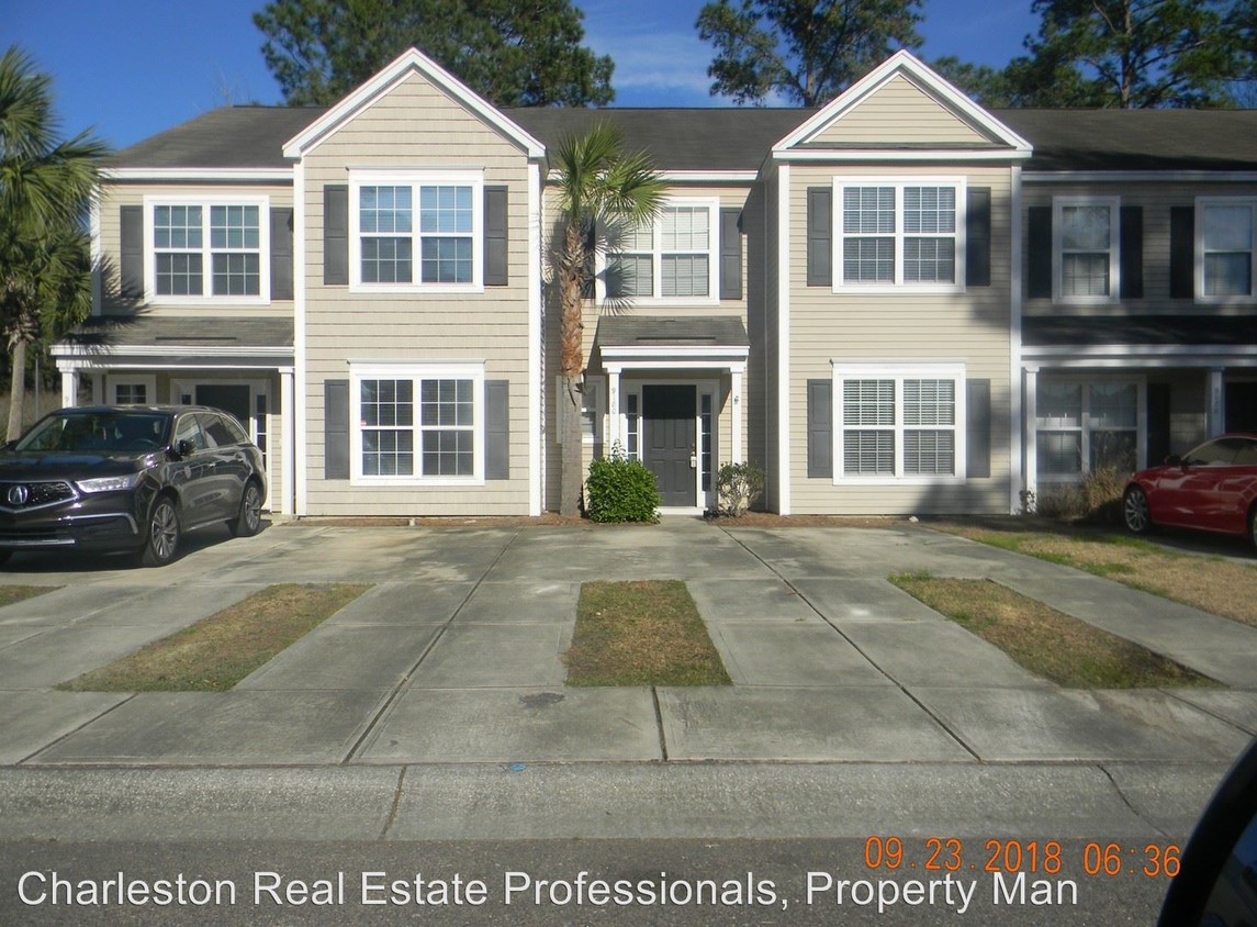 Primary Photo - 3 br, 2.5 bath House - 9180 Maple Grove Dr