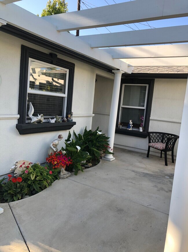 211 Frances St, Ventura, CA 93003 House for Rent in Ventura, CA