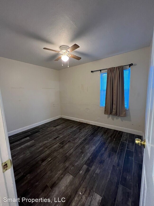 Building Photo - 2 br, 1 bath House - 401 5th ST SE