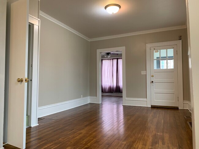 Foto del edificio - 500 Crosby St NW