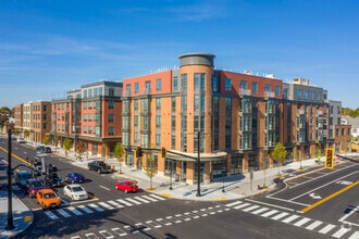 Building Photo - Trio Newton