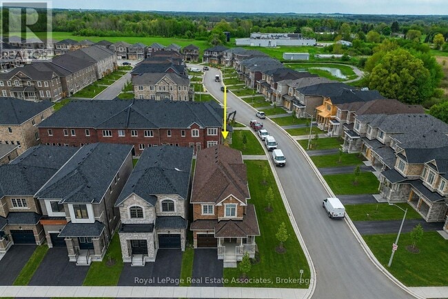 Building Photo - 34 Attwater Dr