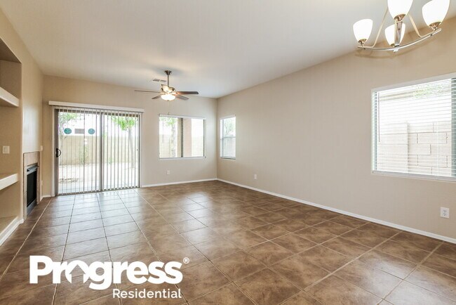 Building Photo - 14514 N 162nd Ln