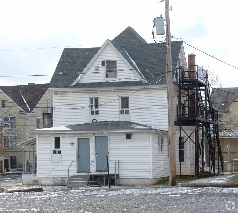 Building Photo - 119 N Barnard St