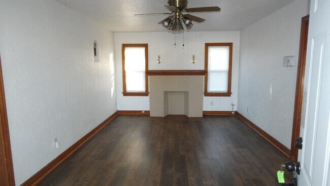 Foto del edificio - 1506 NW Arlington Ave